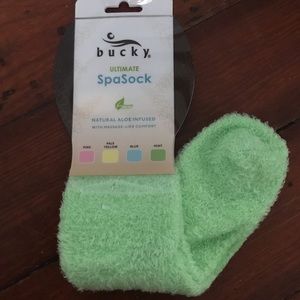Ultimate SPA SOCKS by Bucky